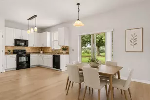23741 Sorrento Springs Dr, Sorrento, FL 32776 - Photo 18