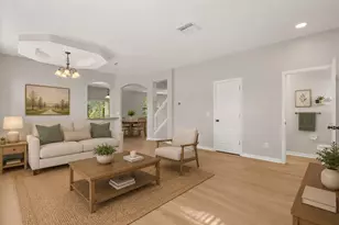 23741 Sorrento Springs Dr, Sorrento, FL 32776 - Photo 4
