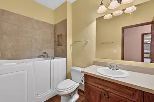 4617 Round Lake Rd, Apopka, FL 32712 - Photo 38