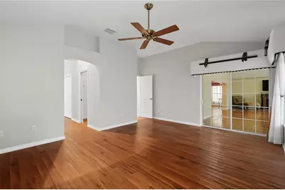 556 Kingston Way, The Villages, FL 32162 - Photo 14