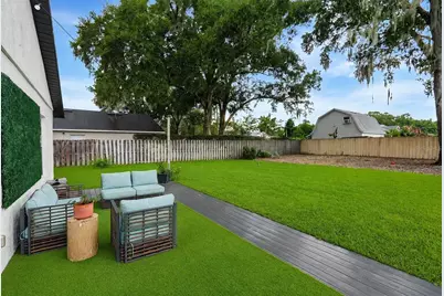 130 W 8th St, Chuluota, FL 32766 - Photo 18