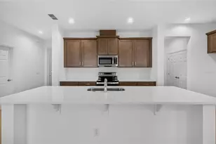 7501 Catania Loop, Clermont, FL 34714 - Photo 10
