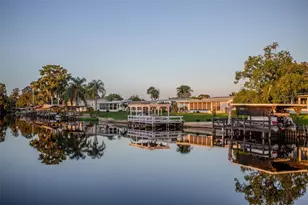 1021 Hilltop Rd, Tavares, FL 32778 - Photo 4