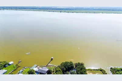 1056 Cr 463, Lake Panasoffkee, FL 33538 - Photo 46