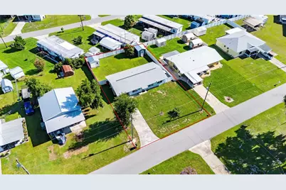 1056 Cr 463, Lake Panasoffkee, FL 33538 - Photo 40