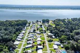 1056 Cr 463, Lake Panasoffkee, FL 33538 - Photo 44