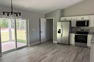 661 W Bancroft Dr, Dunnellon, FL 34434 - Photo 12