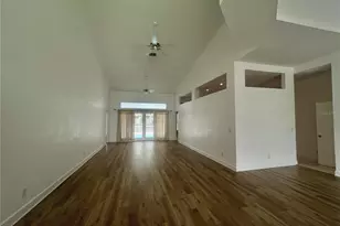 7116 Pebble Beach Ln, Seminole, FL 33777 - Photo 4