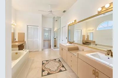 7116 Pebble Beach Lane, Seminole, FL 33777 - Photo 14