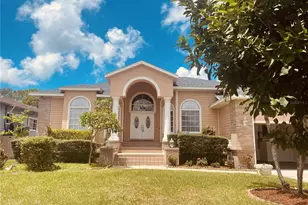 7116 Pebble Beach Ln, Seminole, FL 33777 - Photo 2