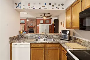 1945 Oak Water Dr, Jacksonville, FL 32225 - Photo 8