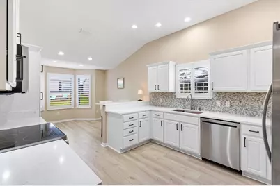 17966 SE 85th Causton Court, The Villages, FL 32162 - Photo 12