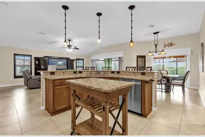 1885 Oakcrest Path, The Villages, FL 32162 - Photo 18