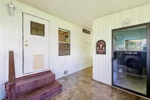 1157 Capella Dr, Tavares, FL 32778 - Photo 34