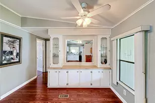 1157 Capella Dr, Tavares, FL 32778 - Photo 12