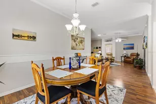 7815 SE 166th Hibernia Ln, The Villages, FL 32162 - Photo 10