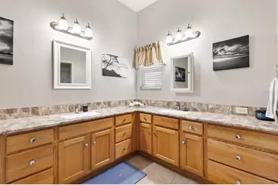 7815 SE 166th Hibernia Lane, The Villages, FL 32162 - Photo 16