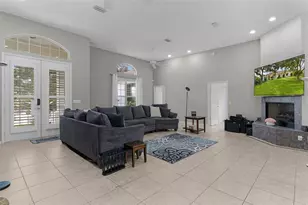 39407 Treeline Dr, Lady Lake, FL 32159 - Photo 10