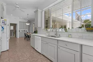 39407 Treeline Dr, Lady Lake, FL 32159 - Photo 16