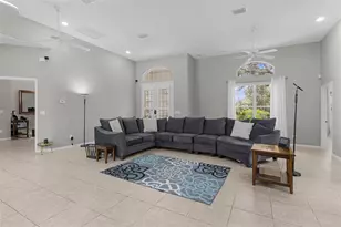39407 Treeline Dr, Lady Lake, FL 32159 - Photo 8