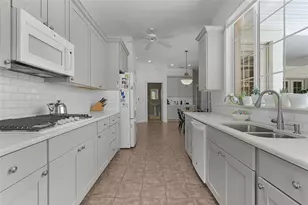 39407 Treeline Dr, Lady Lake, FL 32159 - Photo 20