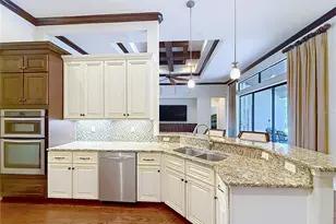 5905 Tangerine Reserve Ct, Mount Dora, FL 32757 - Photo 8