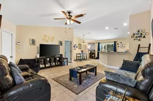 9324 SE 161st St, Summerfield, FL 34491 - Photo 2