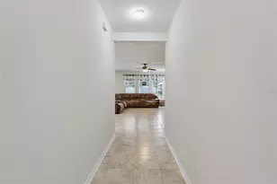 1120 Whitewater Bay Dr, Groveland, FL 34736 - Photo 10