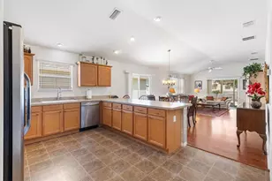 1695 Vinewood Ave, The Villages, FL 32162 - Photo 4