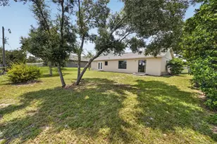 2495 E Tipton Dr, Deltona, FL 32738 - Photo 32