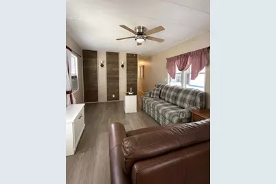 15423 Santa Fe Trl, Eustis, FL 32726 - Photo 2