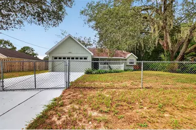 40107 Oakridge Drive, Lady Lake, FL 32159 - Photo 2