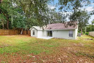 40107 Oakridge Dr, Lady Lake, FL 32159 - Photo 26