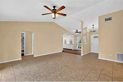 40107 Oakridge Drive, Lady Lake, FL 32159 - Photo 8