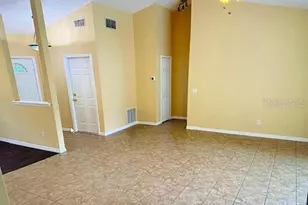 40107 Oakridge Dr, Lady Lake, FL 32159 - Photo 2