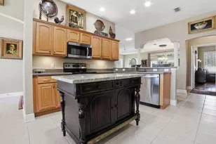 1969 Hartford Path, The Villages, FL 32162 - Photo 6