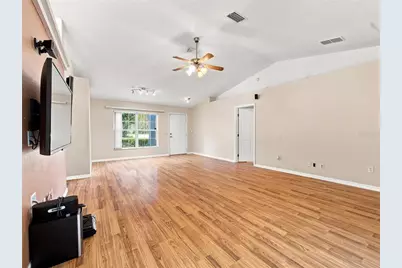 40129 Palm Street, Lady Lake, FL 32159 - Photo 6