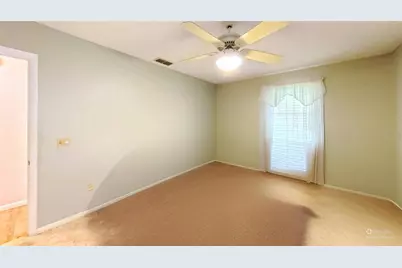 1410 New Abbey Avenue, Leesburg, FL 34788 - Photo 40