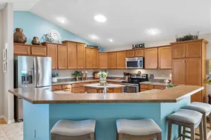 2334 Rose Arbor St, The Villages, FL 32163 - Photo 10