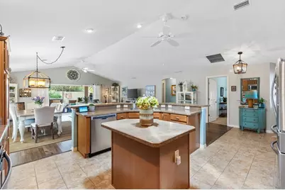 2334 Rose Arbor Street, The Villages, FL 32163 - Photo 8