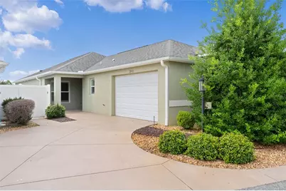 2952 Kramer Court, The Villages, FL 32163 - Photo 2