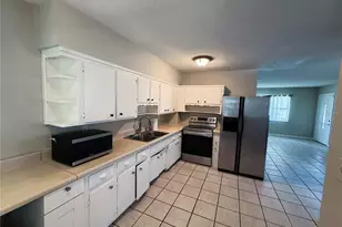 809 Donnelly St, Eustis, FL 32726 - Photo 2