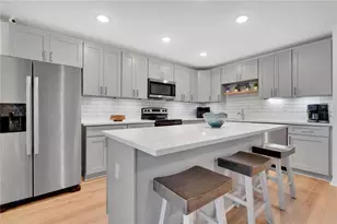233 E 16th St, Apopka, FL 32703 - Photo 4