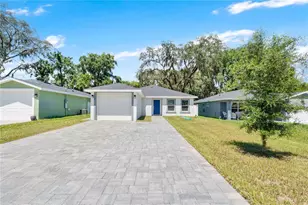 233 E 16th St, Apopka, FL 32703 - Photo 2