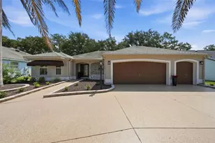 1209 Barcelona Dr, The Villages, FL 32159 - Photo 2