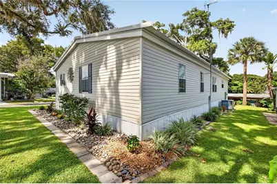704 Kimberly Avenue, Leesburg, FL 34788 - Photo 42