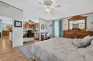 704 Kimberly Ave, Leesburg, FL 34788 - Photo 24