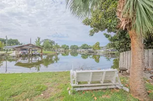 2712 Grand Island Shores Rd, Eustis, FL 32726 - Photo 28