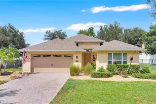 476 Sauvignon Way, Groveland, FL 34736 - Photo 1