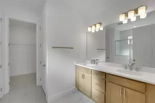 1005 Fiesta Key Cir, Lady Lake, FL 32159 - Photo 12